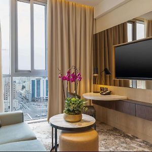 Suite met een Slaapkamer en een King Size Bed